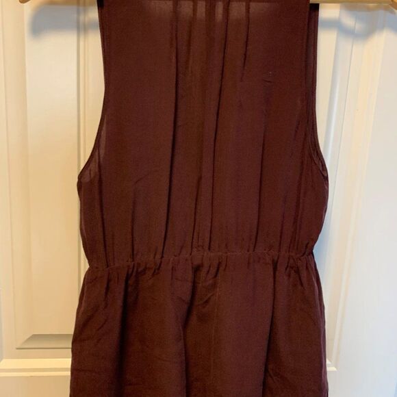 T.Babaton sleeveless top, 100% silk, elasticized waist, deep V, Sz XS - Picture 2 of 16